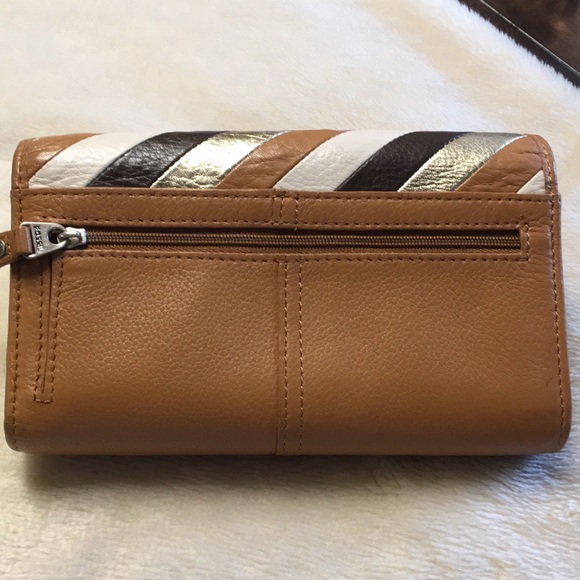 Authentic leather Fossil wallet - Picture 4 of 6